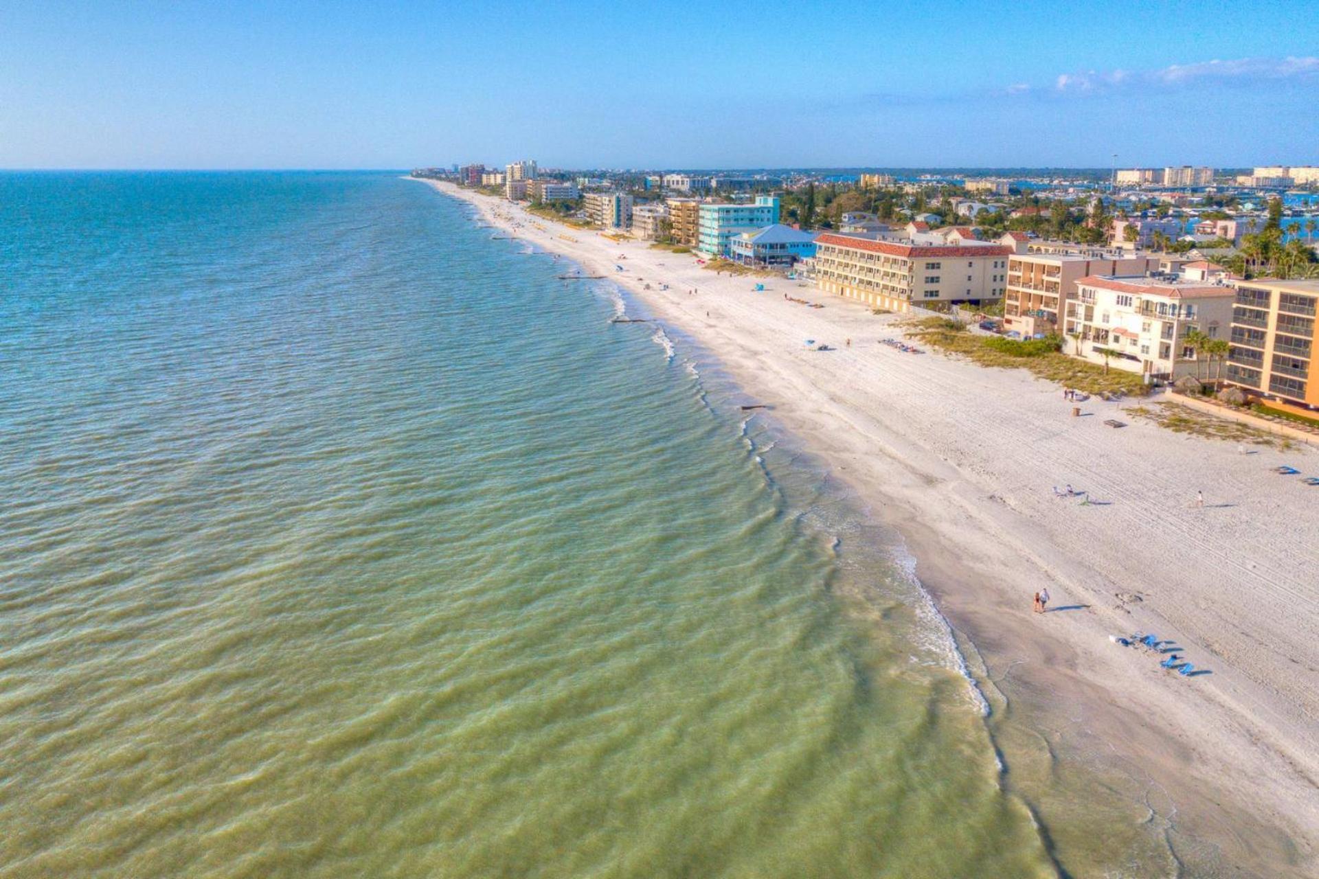 100 - Las Brisas St. Pete Beach Bagian luar foto